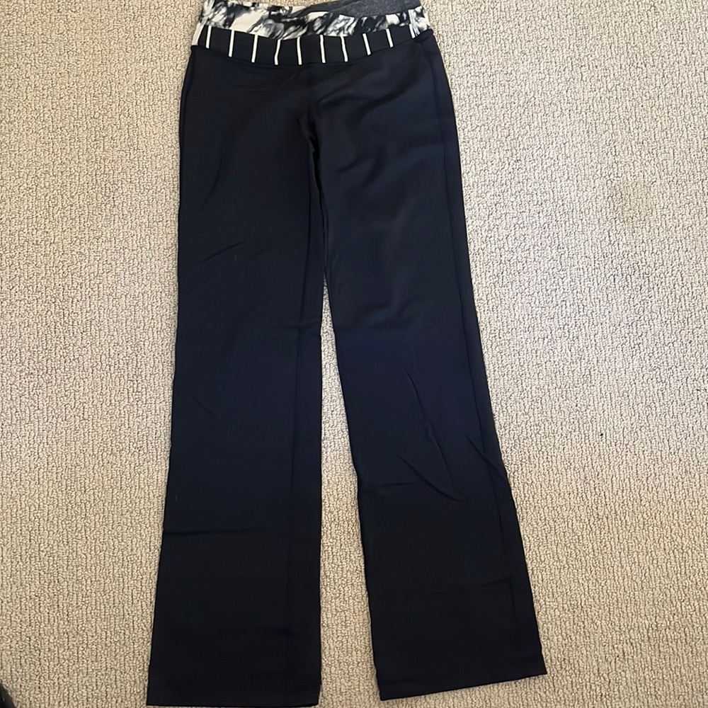 Lululemon Groove Flare Yoga Pant